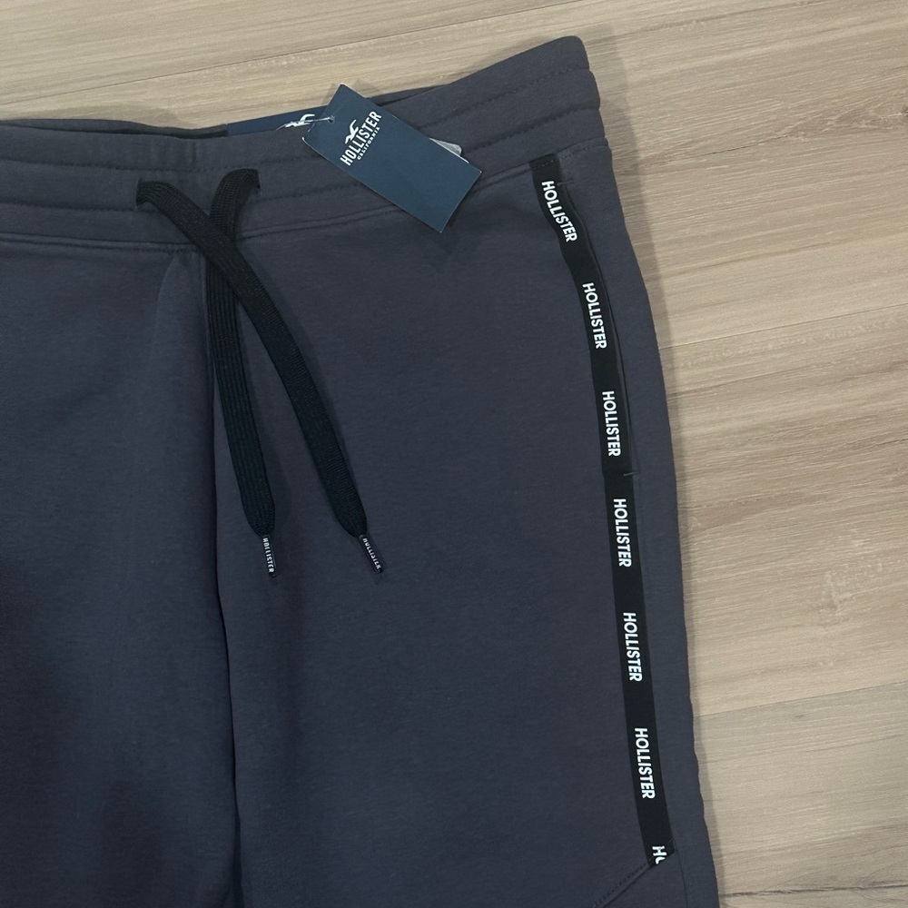 Hollister Charcoal Joggers with Side Branding - Picture 3 of 4